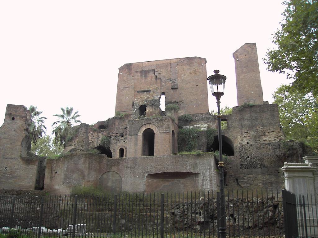 B&P Holiday H. Apartment Rome Exterior photo